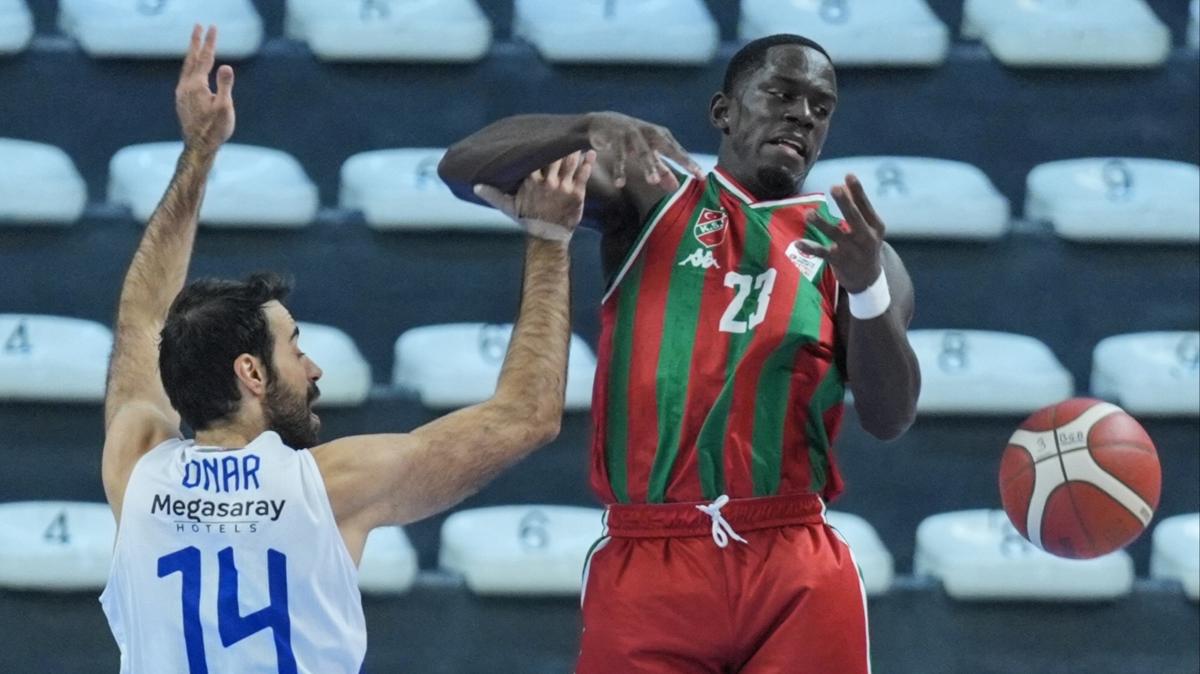 Karyaka'da bir ayrlk daha
