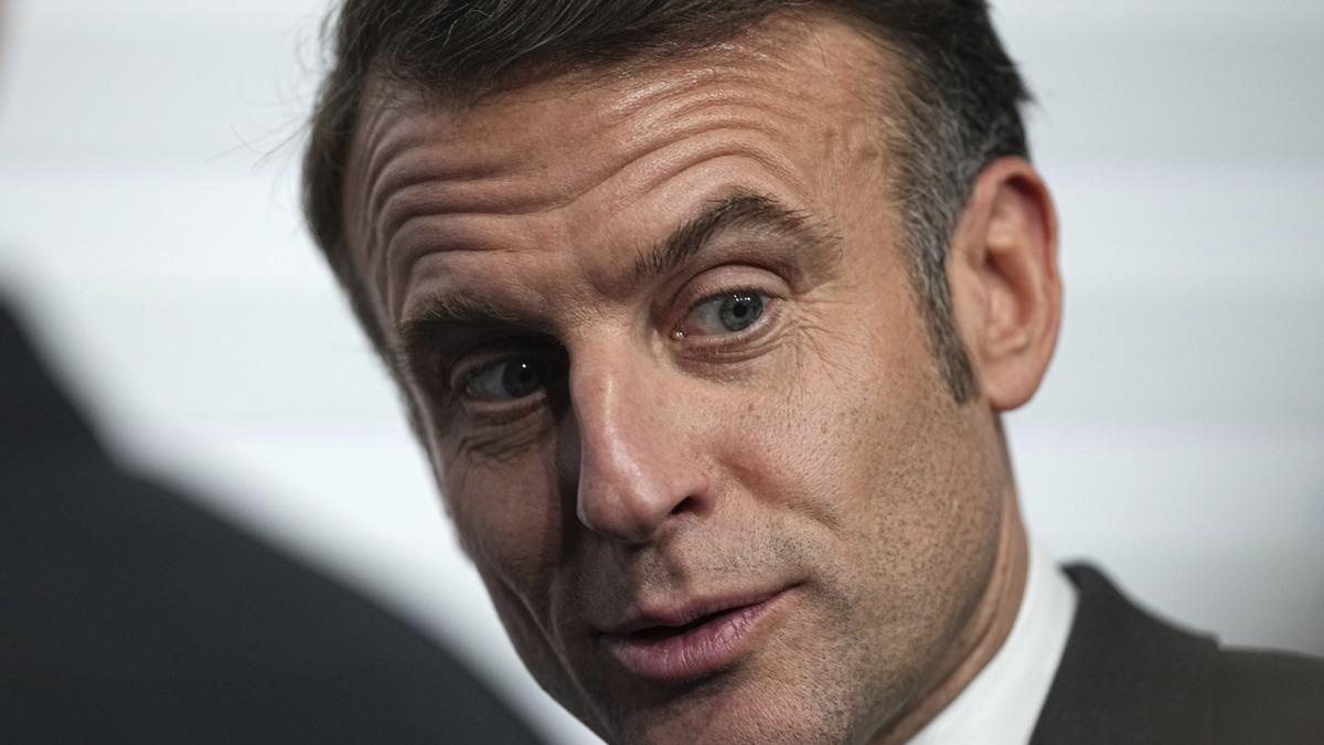 Macron, ''baz nemli konular'' 2025'te referanduma gtrecek