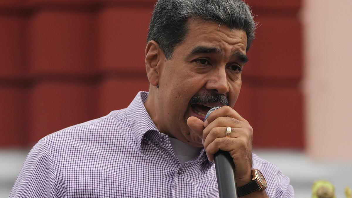 Maduro: 7 yabanc paral askeri yakaladk