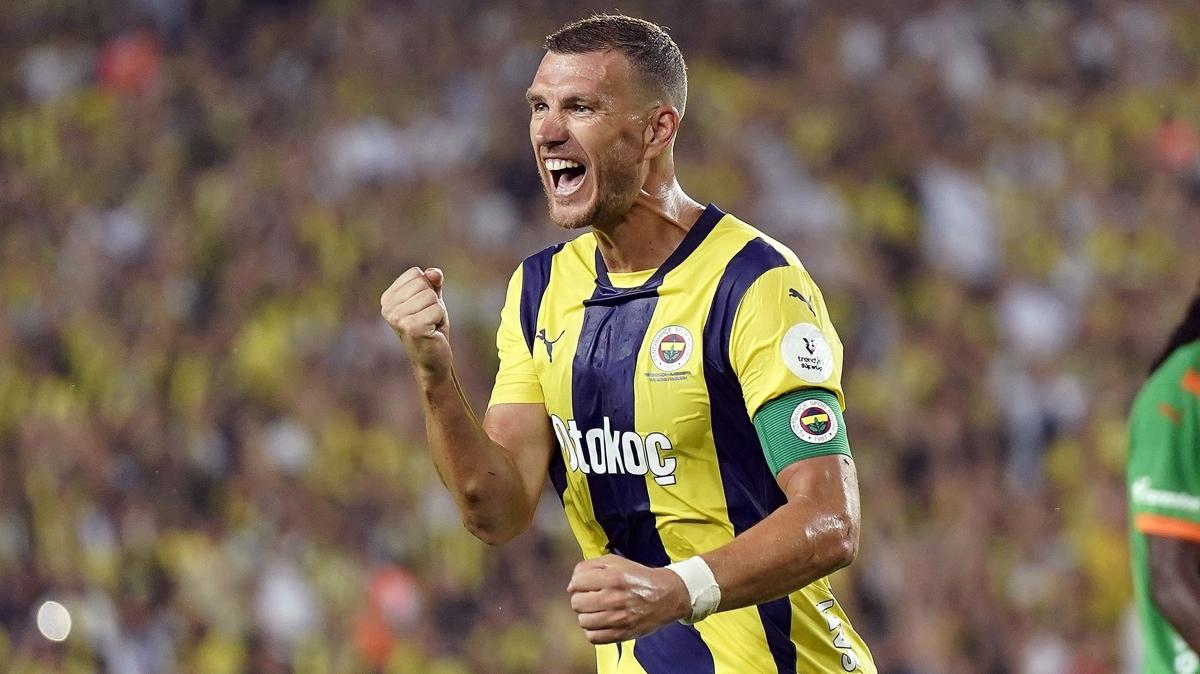 Hrvat ekibinin gz Edin Dzeko'da