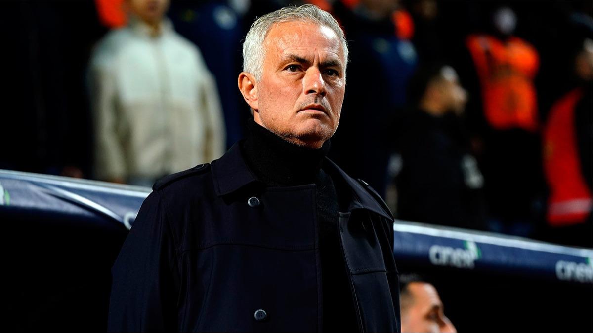 Jose Mourinho'dan Galatasaray'a olay gnderme! te sosyal medyay sallayan o paylam