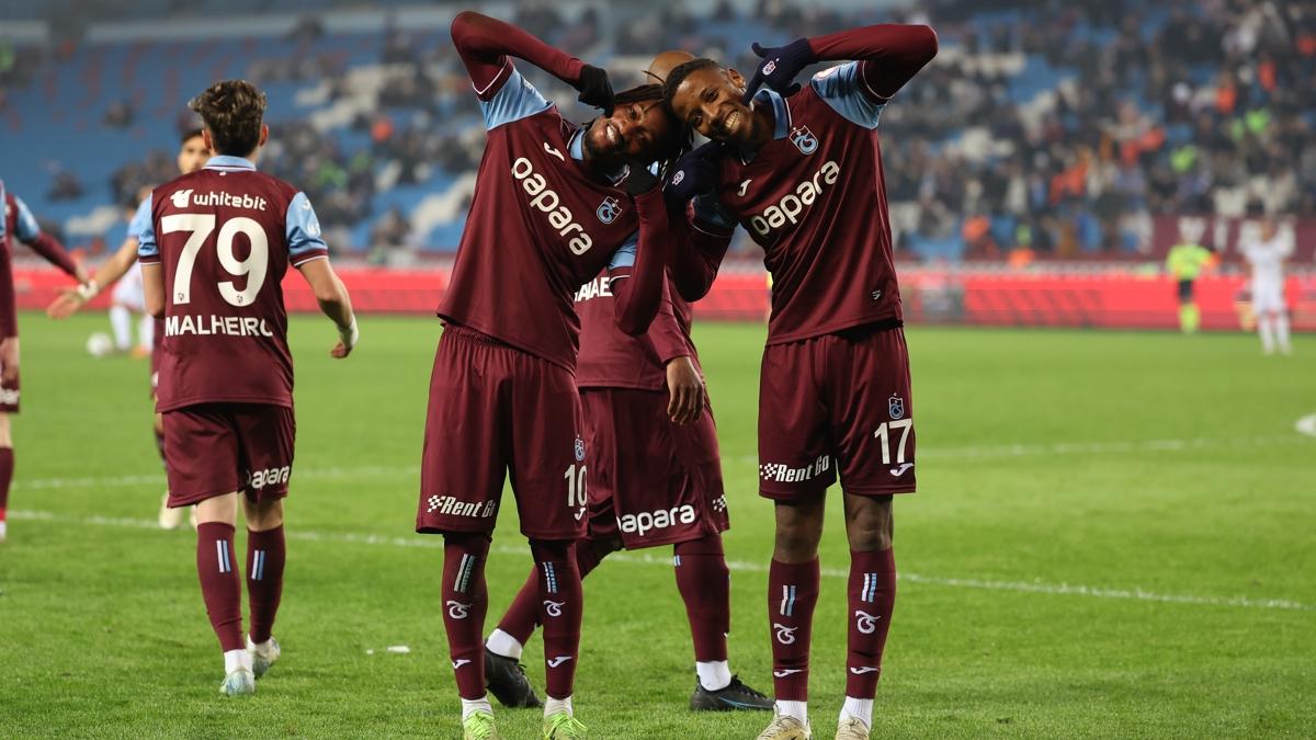 Trabzonspor kupada morallendi