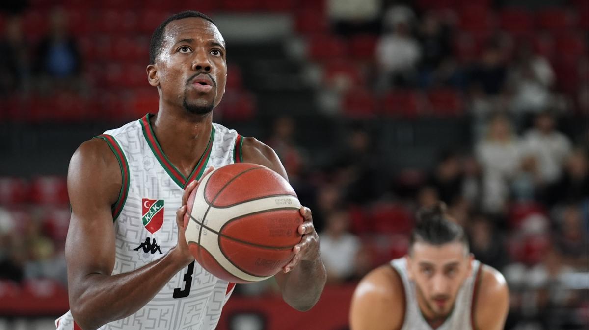 Fenerbahe Beko yeni transferi Errick McCollum'u duyurdu