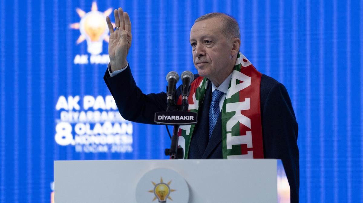 Cumhurbakan Erdoan: Terr rgt kendini feshetmeli