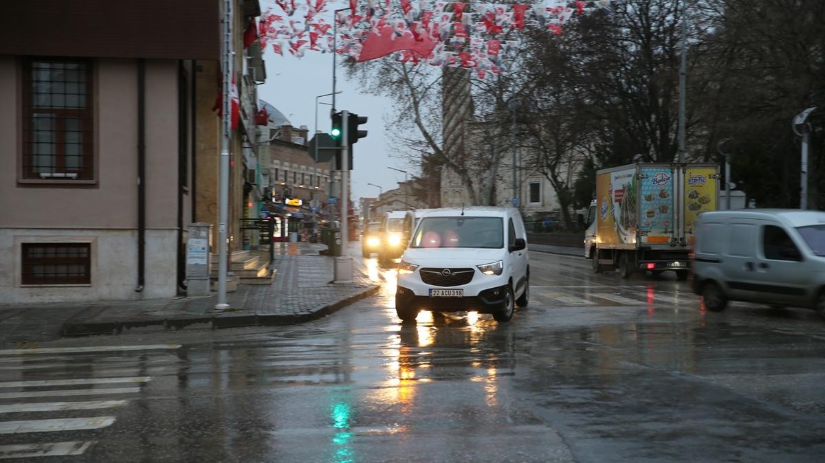 Edirne ve Krklareli'ni saanak vurdu               