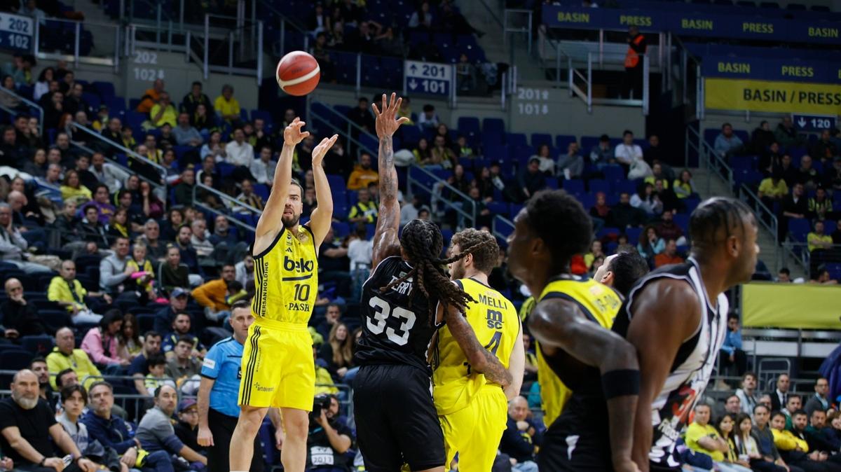 Basketbolda derbiyi Fenerbahe kazand