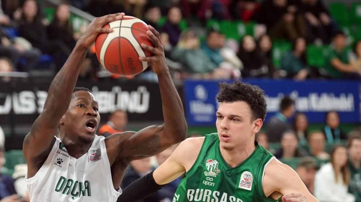 Darafaka son eyrekte galip geldi