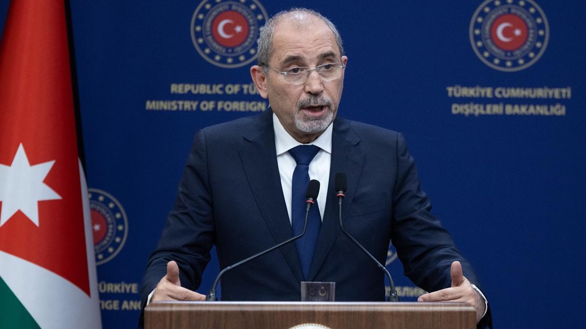 rdn Dileri Bakan Safedi, Suriye'de yeniden imarn rejimin dmesiyle baladn syledi
