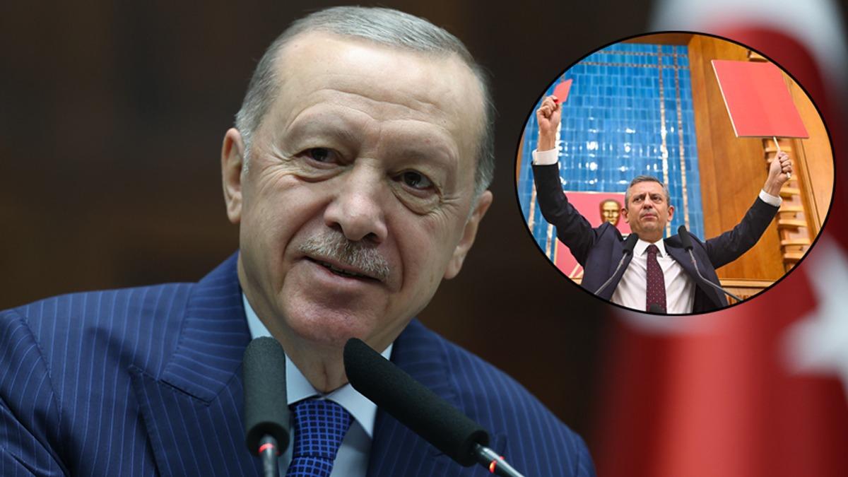 Cumhurbakan Erdoan, zgr zel'i ''krmz kart'' zerinden ti'ye ald: Dahiyane fikir iin tebrikler