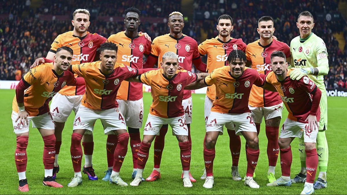 Galatasaray aklad! Sponsorluk anlamalarndan rekor gelir