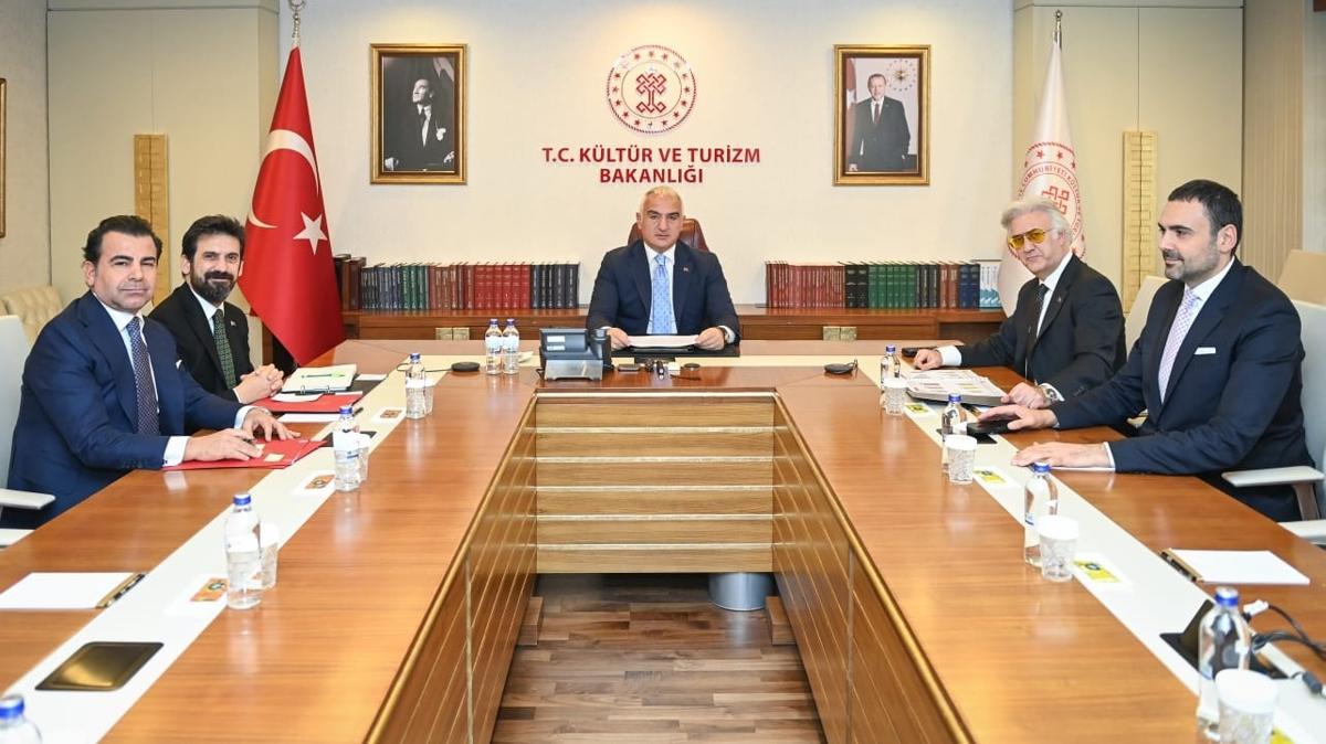 Kltr ve Turizm Bakan Ersoy: Devlet Tiyatrolar 2024'te seyirci rekoru krd