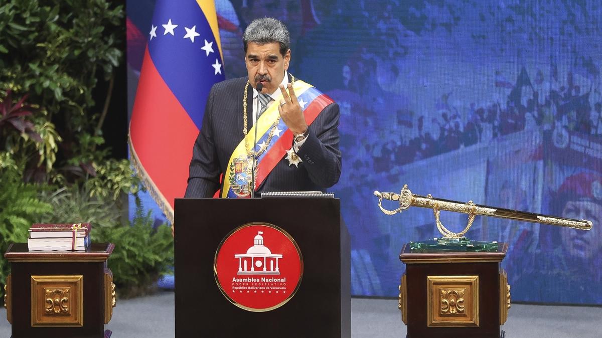 Maduro'dan Venezuela'ya ynelik askeri mdahale arlarna tepki