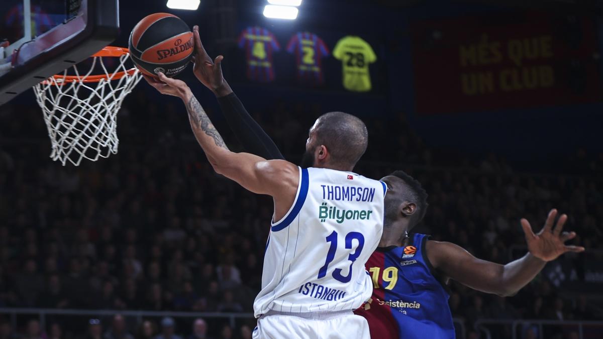 Anadolu Efes, Barcelona deplasmannda kayp