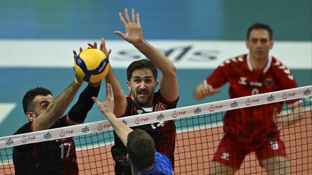 Halkbank set vermeden kazand