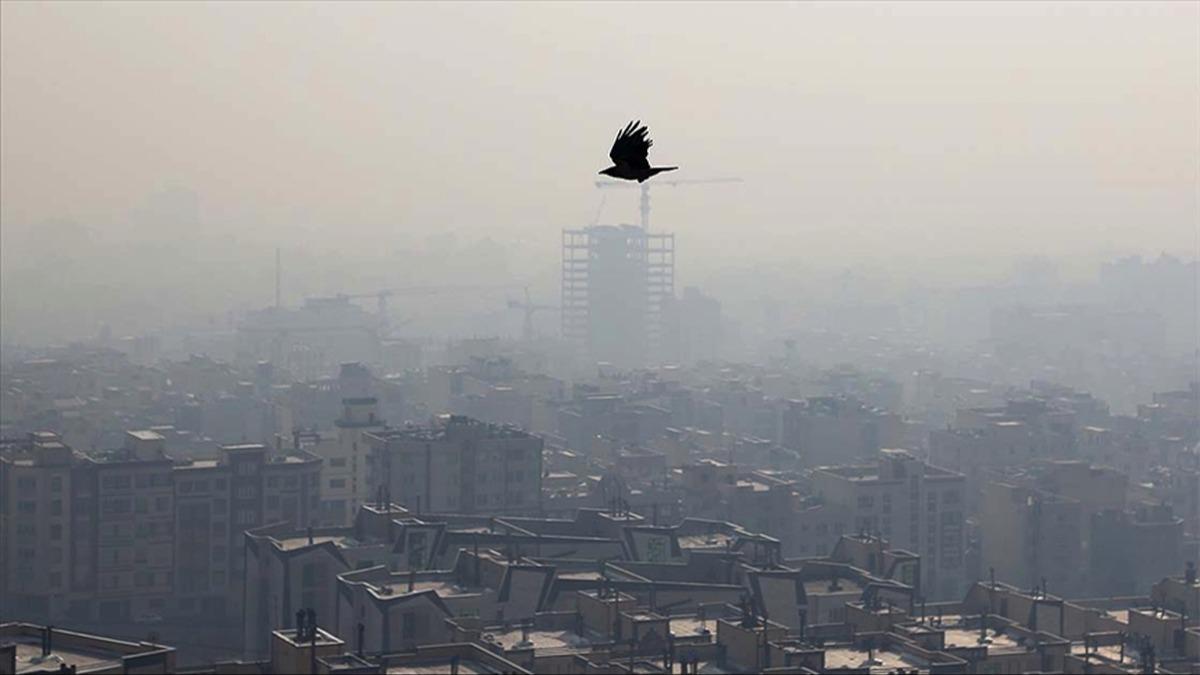 ran'da hava kirlilii geen yl yaklak 50 bin kiinin lmne neden oldu