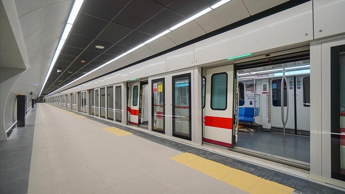 stanbul'da metro seferleri aksad 