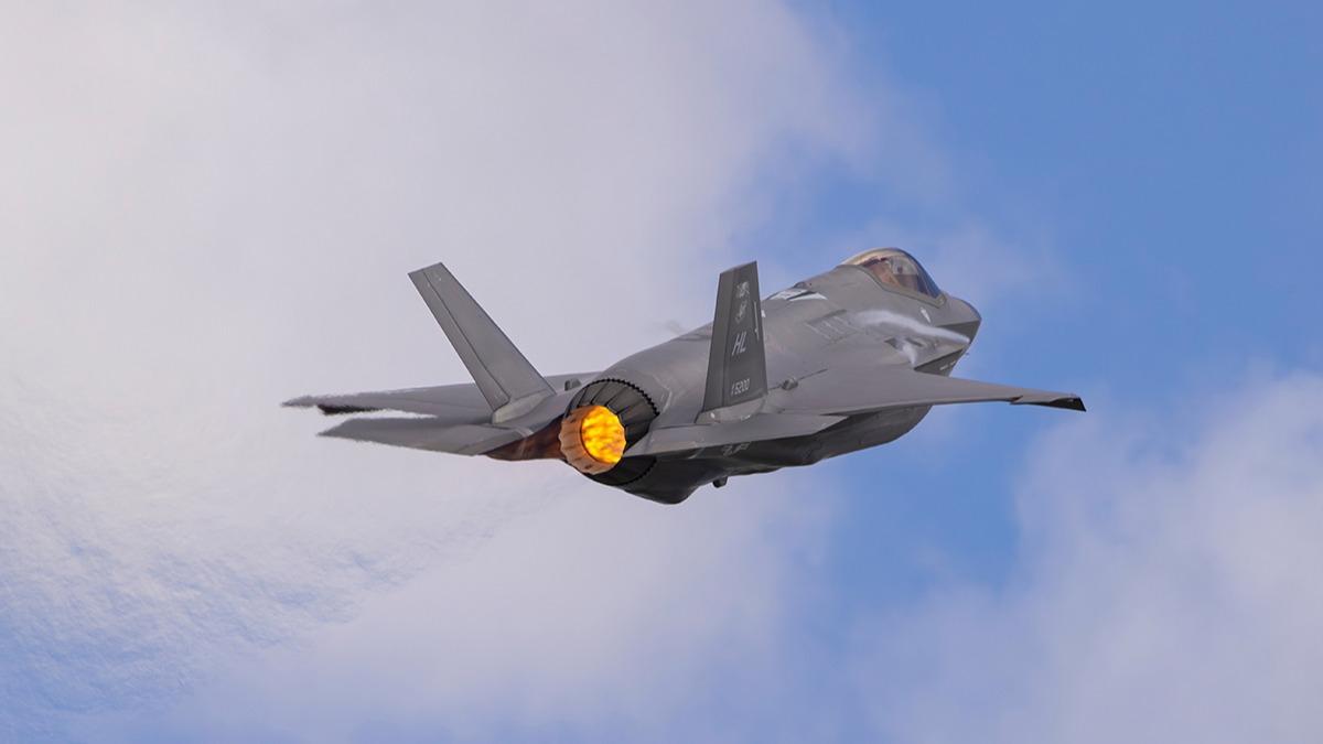 F-35'ler iin devrim gibi karar: Resmen onayland 