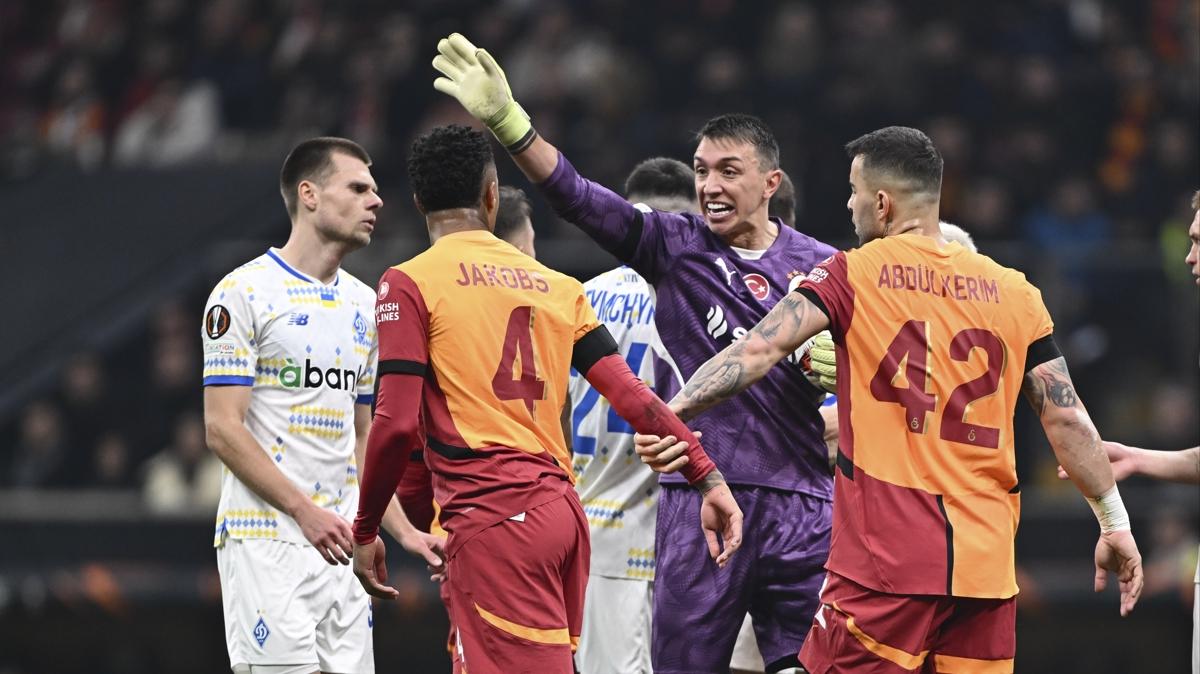 Galatasaray, kalesini gole kapatamyor