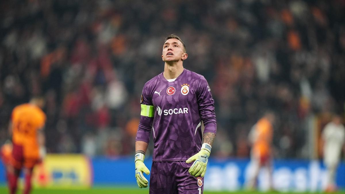 Galatasaray taraftarndan Muslera'ya tepki