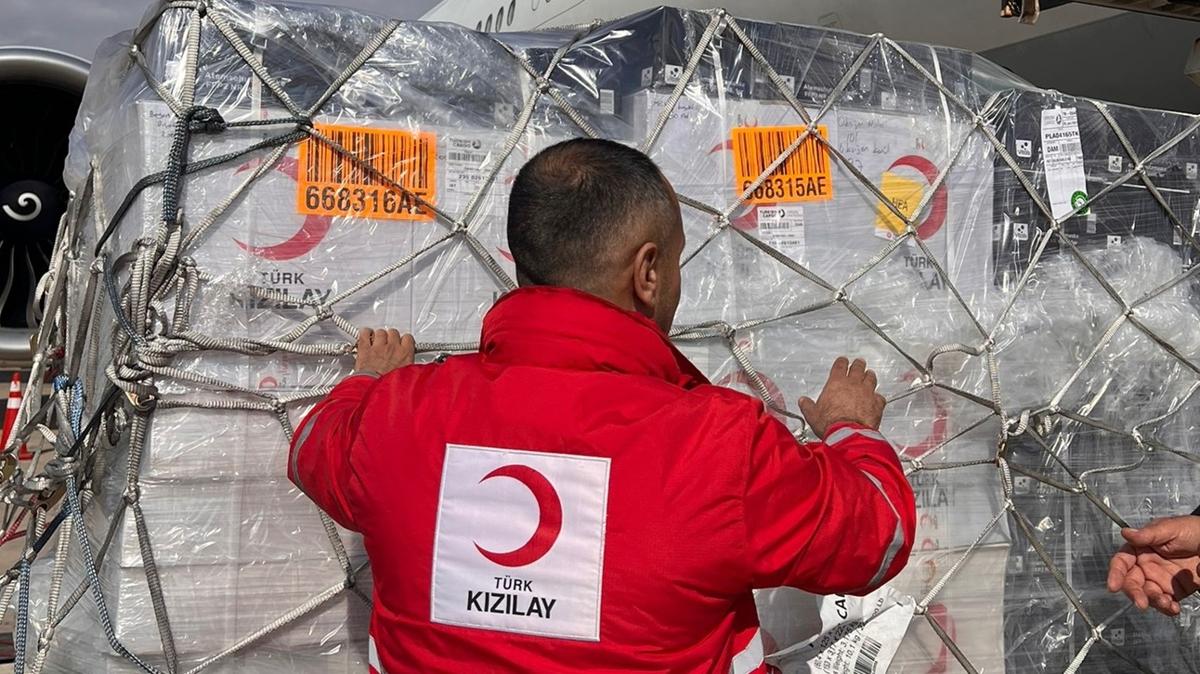 Trk Kzlay'dan Suriye'ye tbbi malzeme yardm 