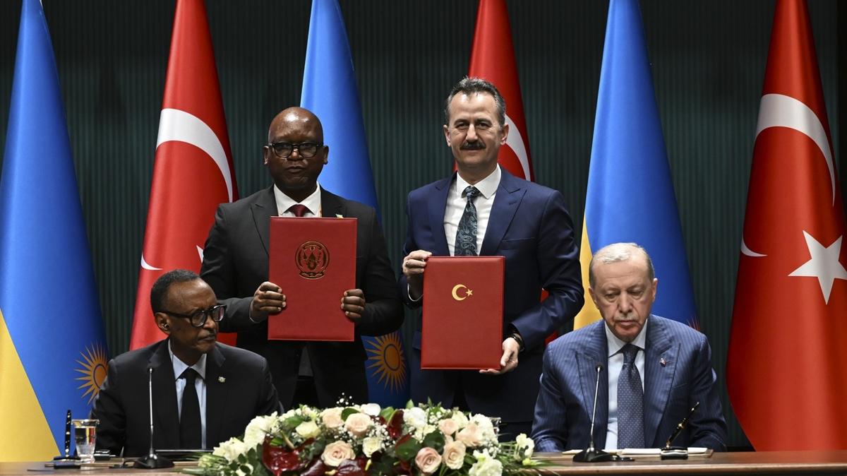 Trkiye'den Afrika lkesi ile kritik hamle! Savunma alannda imzalar atld
