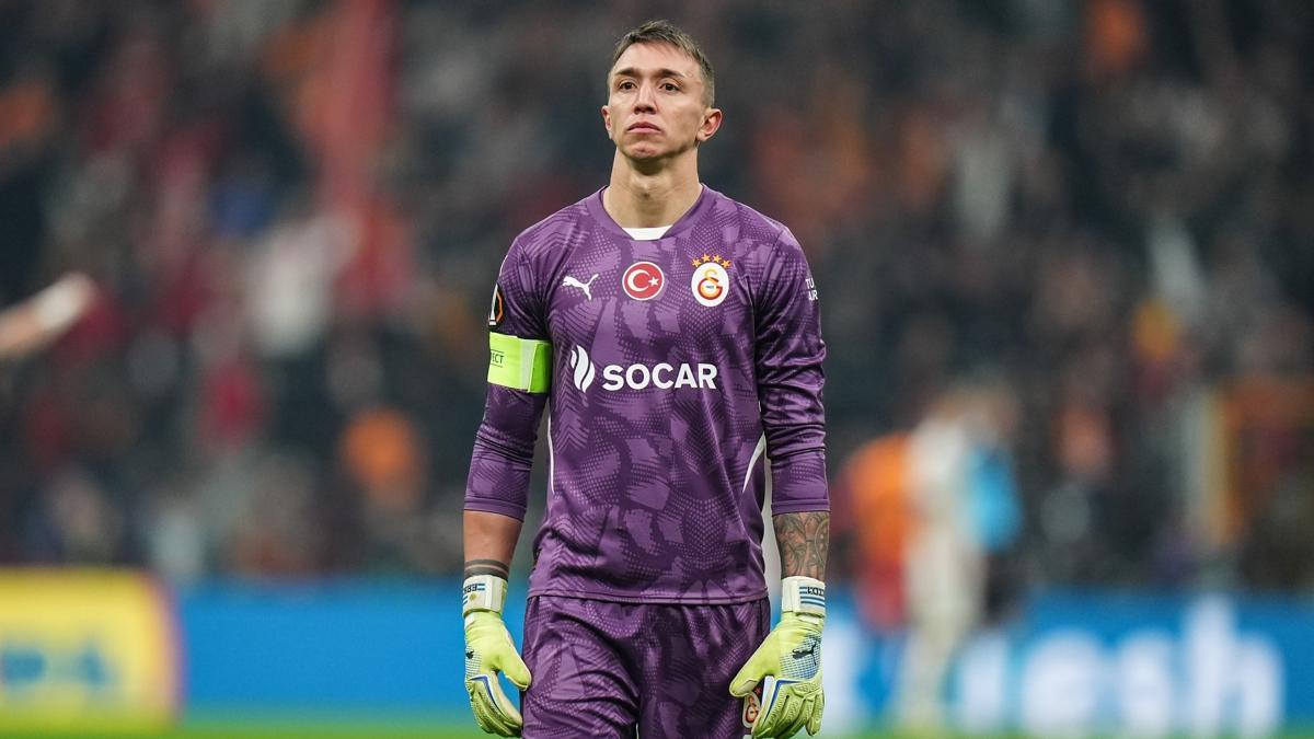 Fernando Muslera rekor iin sahaya kacak 
