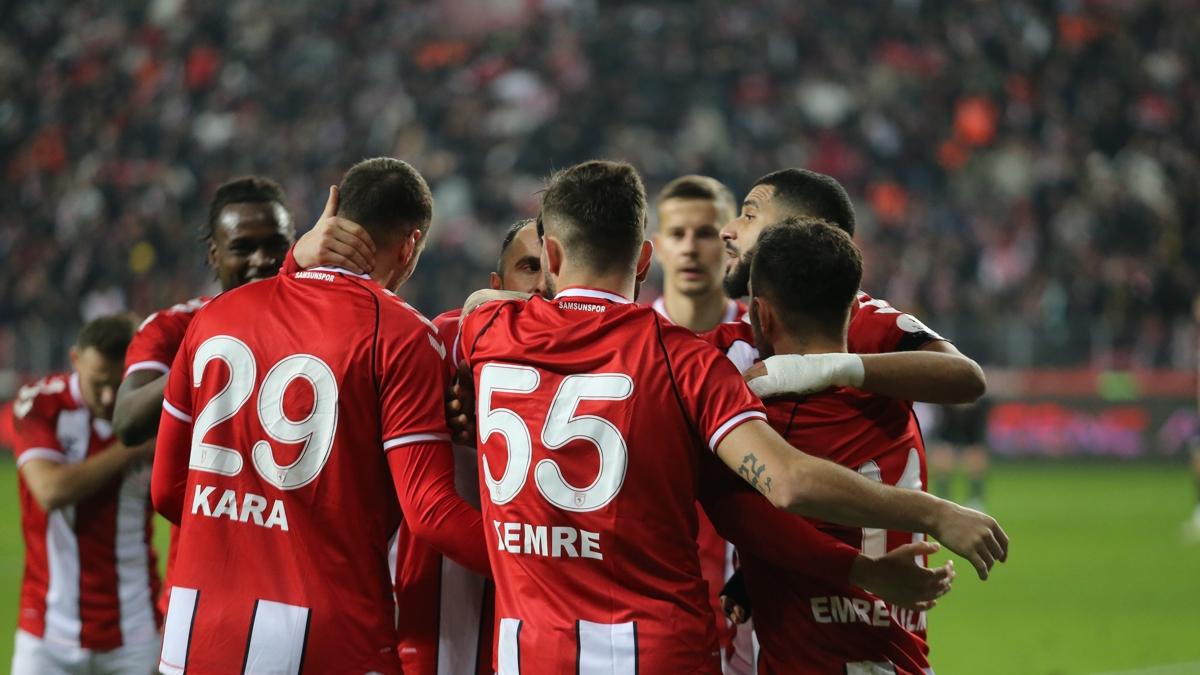 Samsunspor evinde kazanmaya devam ediyor