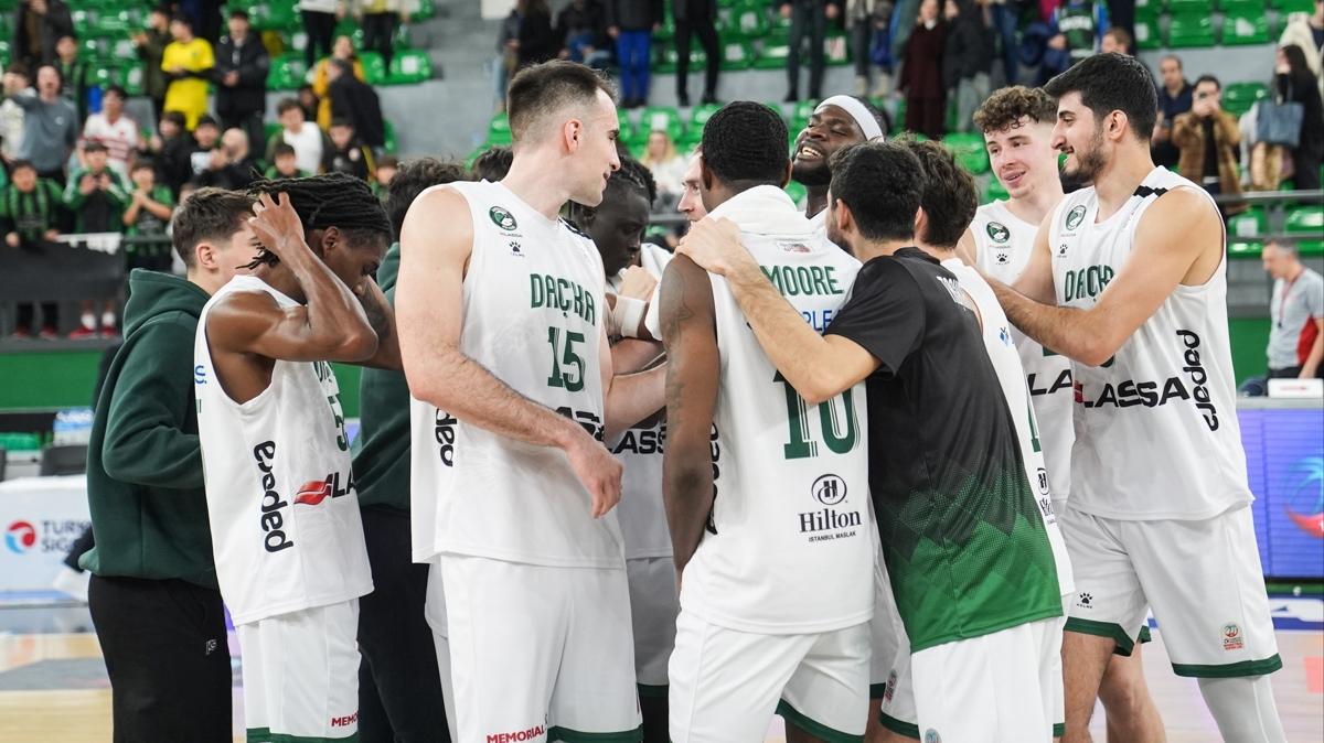 Darafaka Lassa, Aliaa Petkimspor engelini rahat geti