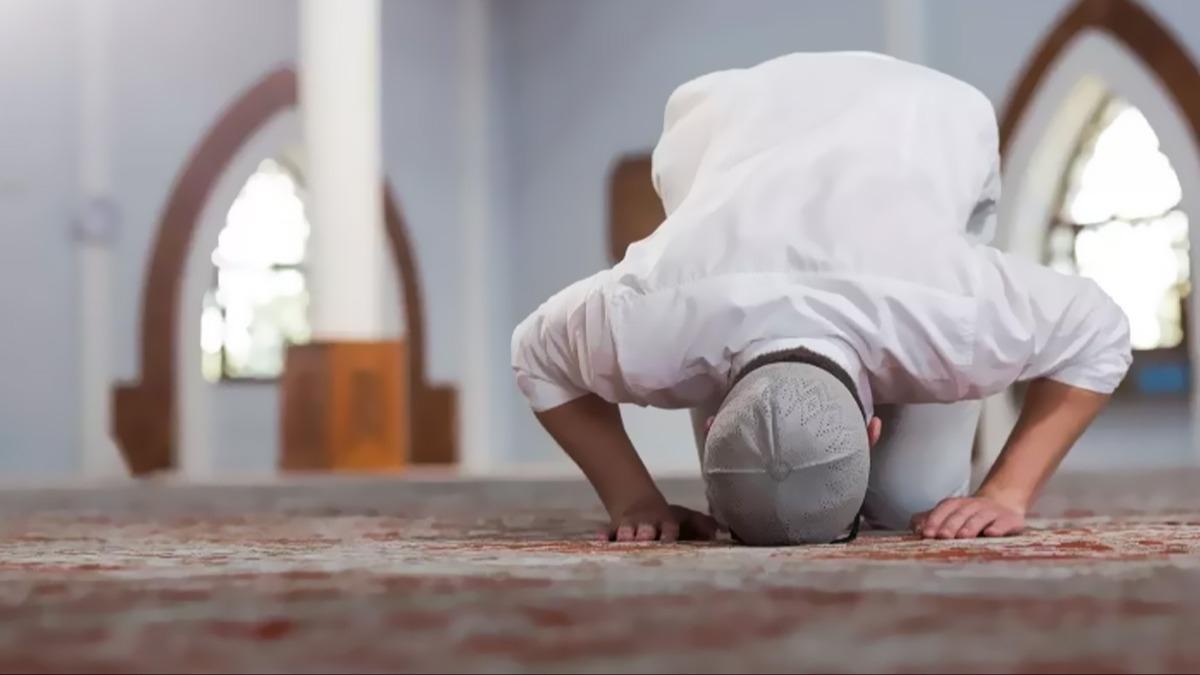 Mira Kandili namaz ne zaman klnr, ka rekat? Mira gecesinde 12 rekat namaz nasl klnr?