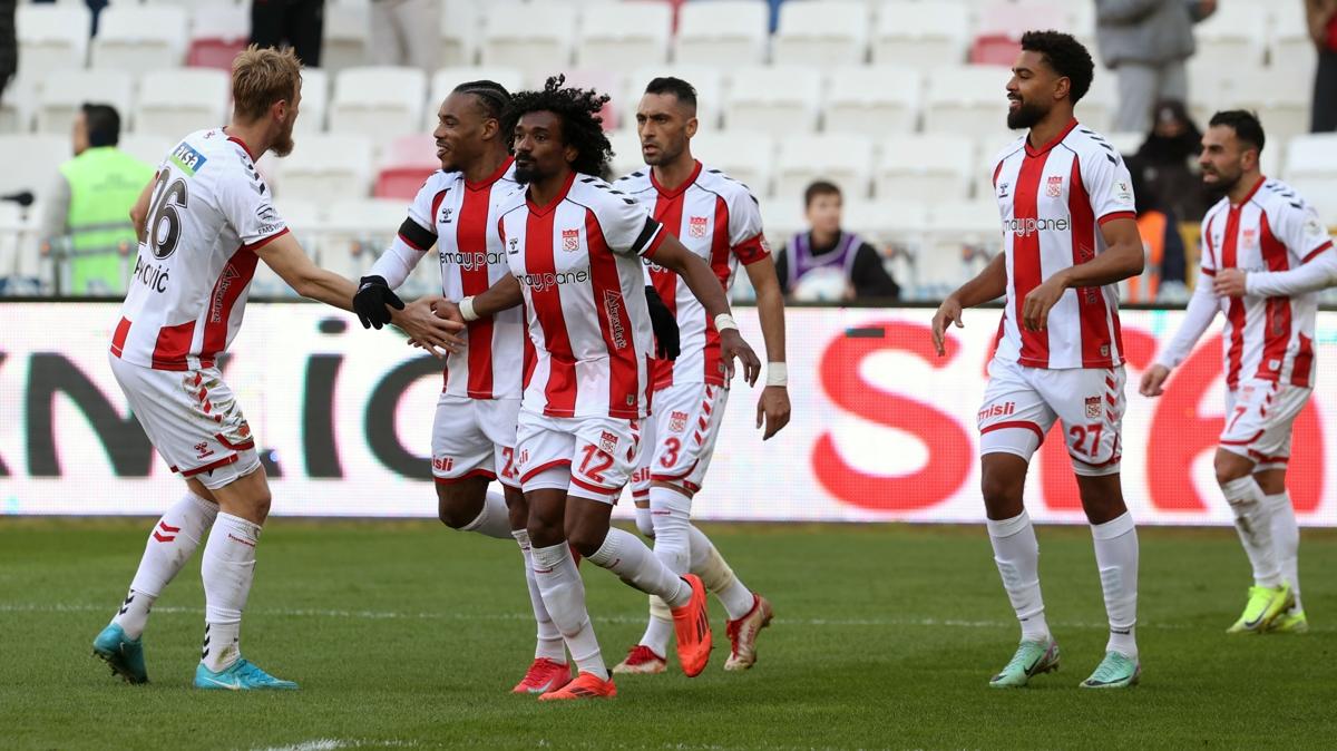 Sivasspor 8 malk hasrete son verdi