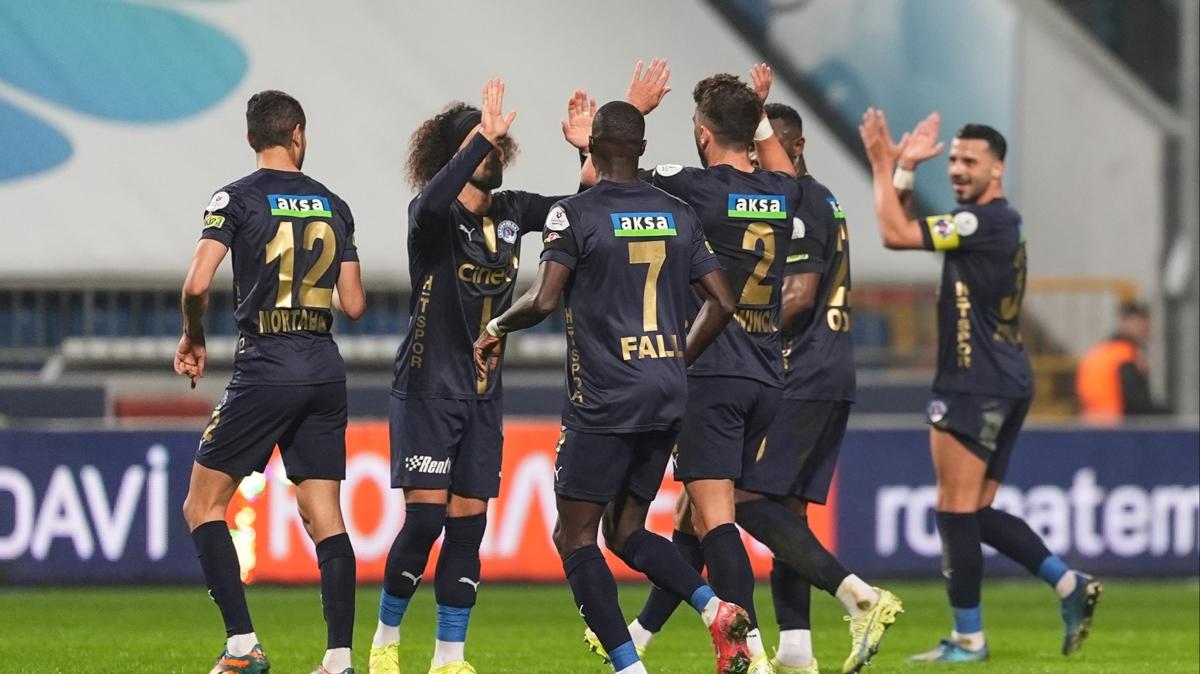Gol dellosunda kazanan Kasmpaa oldu