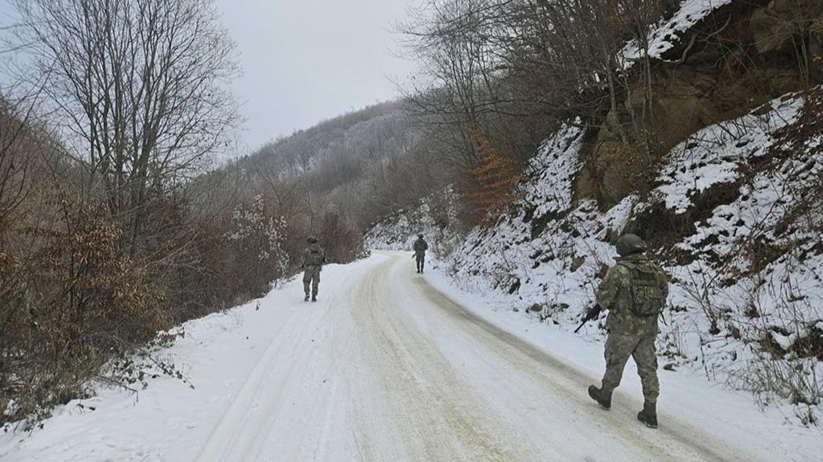 Kosova-Srbistan snrnda gvenlik Trk askerine emanet