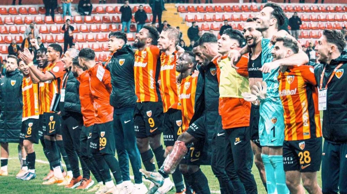 Kayserispor'da Trabzonspor ma ncesi kriz: 6 oyuncu forma giyemeyecek