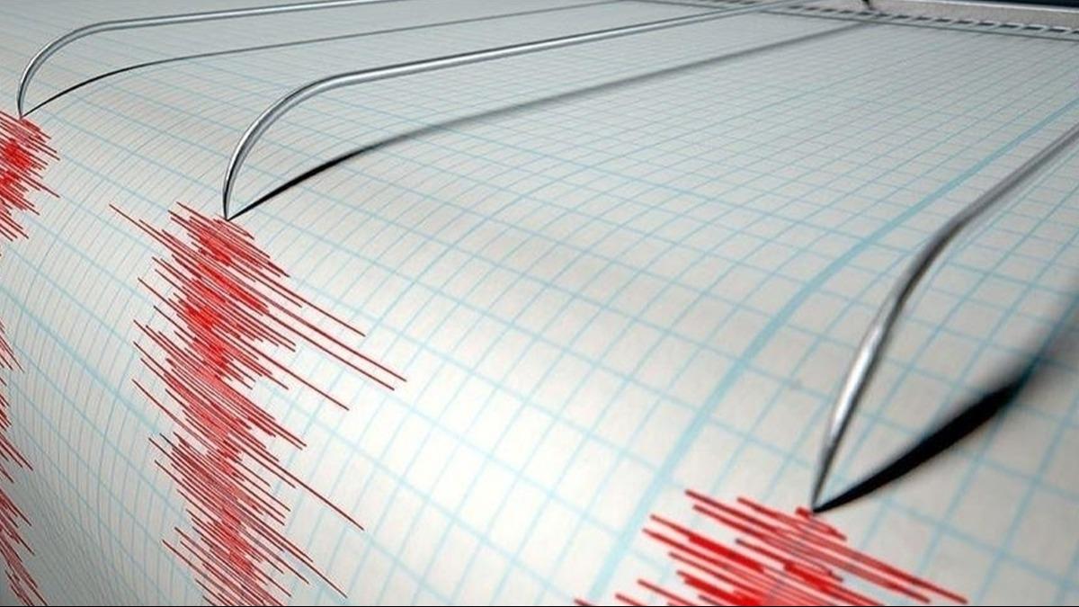 AFAD duyurdu: Ege Denizi'nde 30'un zerinde deprem