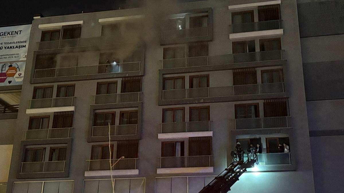 Denizli'de 7 katl binada meydana gelen yangn kontrol altna alnd