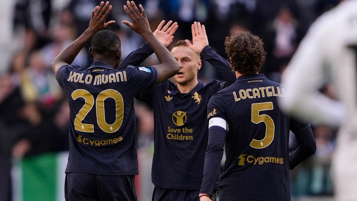 Juventus, Empoli engelini 4 golle geti