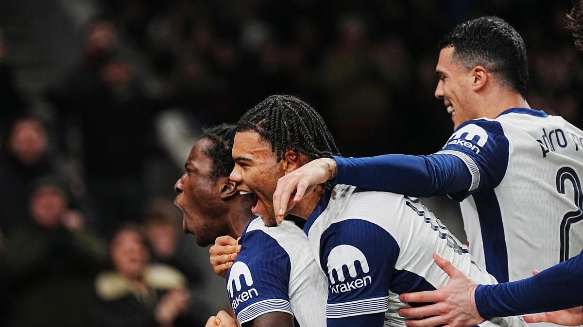 Tottenham galibiyet hasretini bitirdi