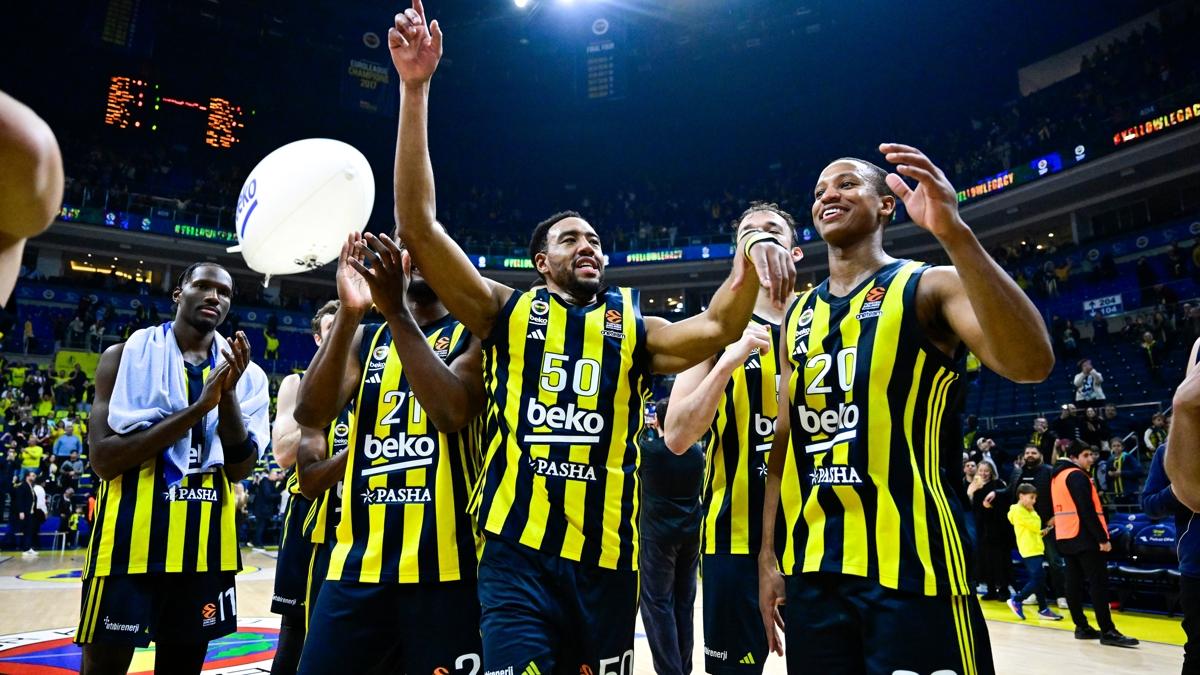 Fenerbahe Beko yarn Panathinaikos deplasmannda