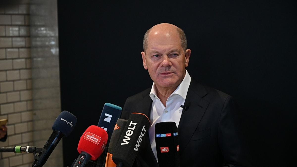 Scholz'dan Trump'a cevap: Tepki verme kapasitesine sahibiz