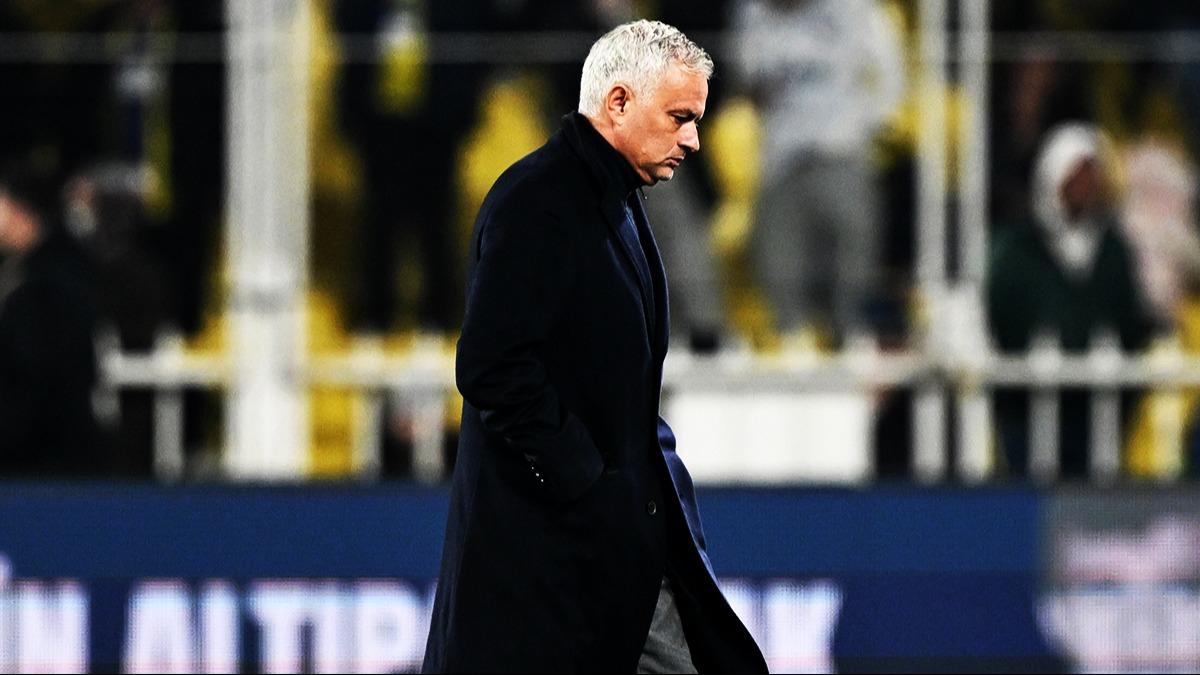 Portekiz basnnda gndem Mourinho! ''Liderlik kokusunu ald''