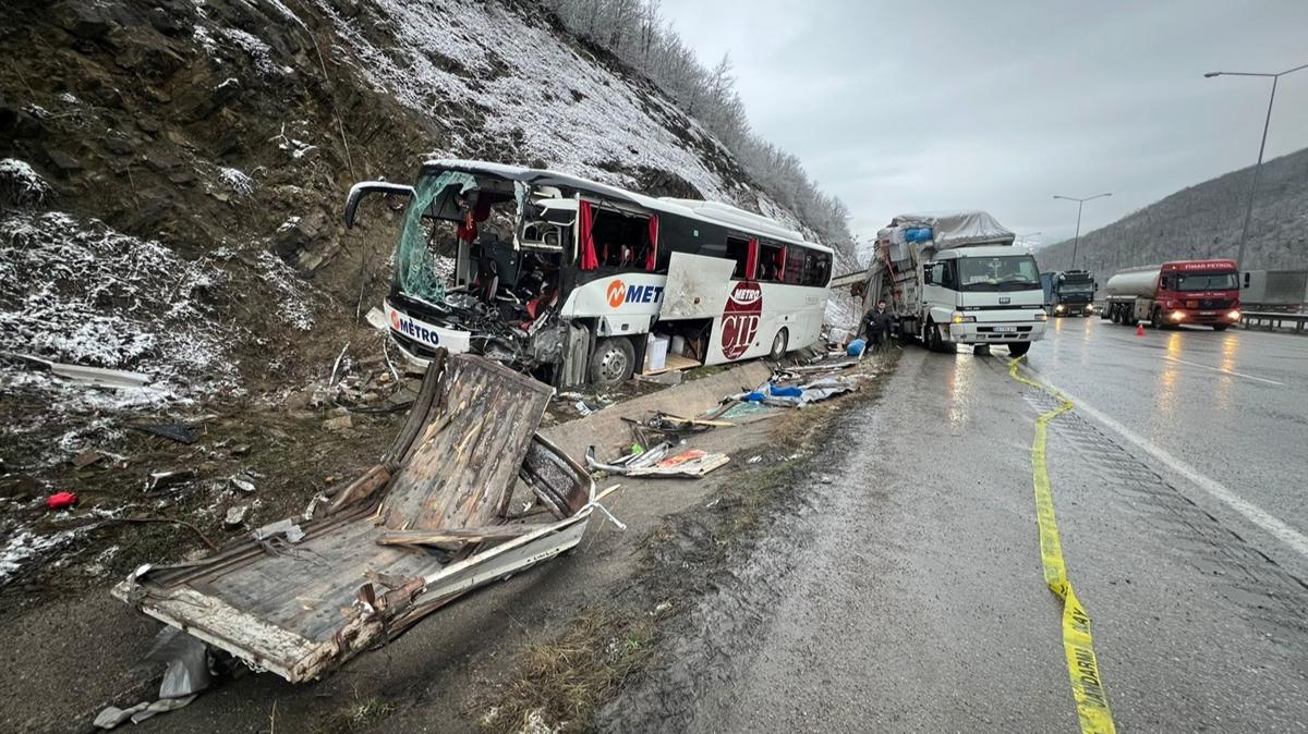 Samsun'da yolcu otobs kamyonla arpt: 1 l