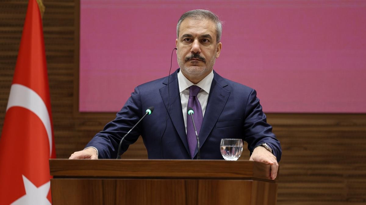 Bakan Fidan, 6 ubat depremlerinde hayatn kaybedenleri and                       