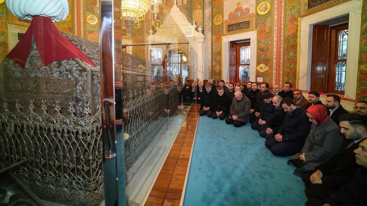 AK Parti stanbul l Bakan Abdullah zdemir'den anlaml ziyaret