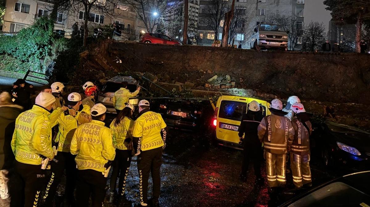 Beikta'ta istinat duvar kt! Aralar kullanlamaz hale geldi