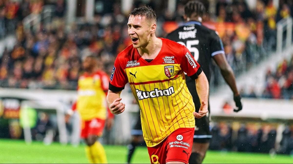 Transfer iin anlama saland! Galatasaray Przemyslaw Frankowski iin geri saymda