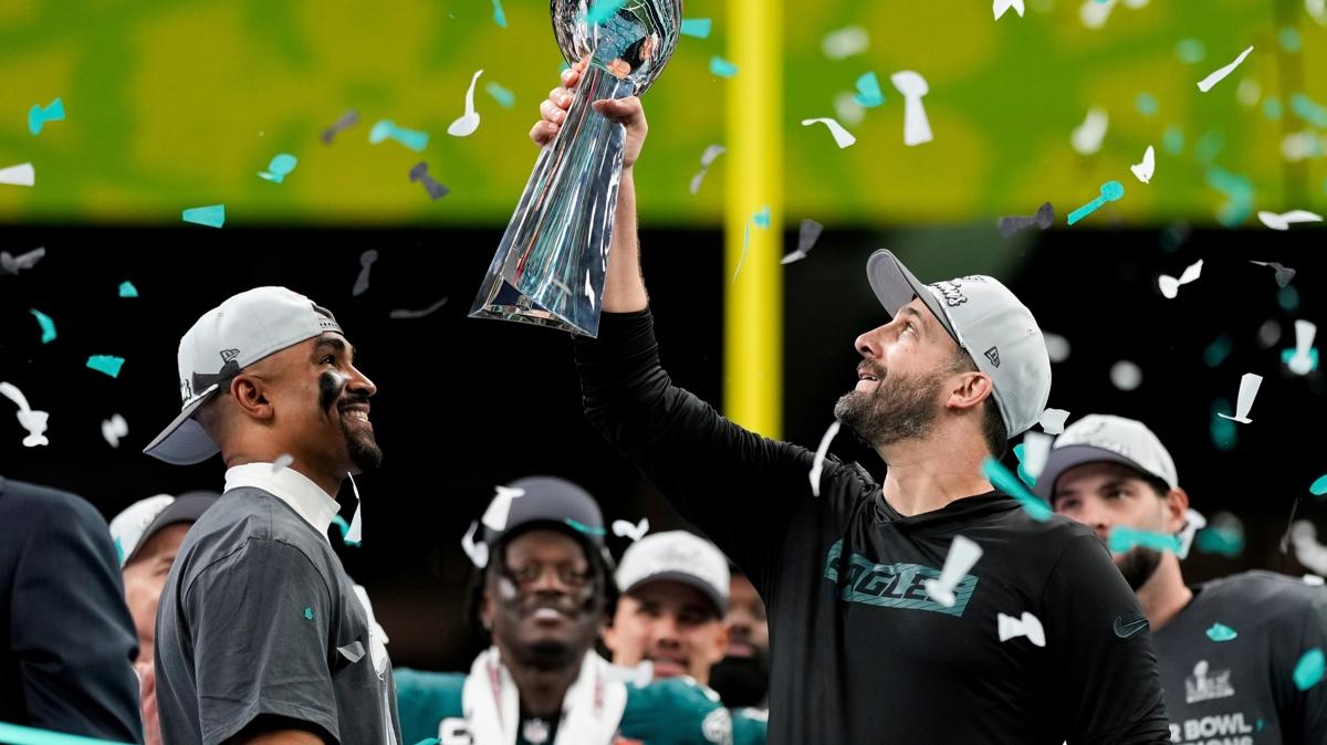 Super Bowl'da ampiyon Philadelphia Eagles