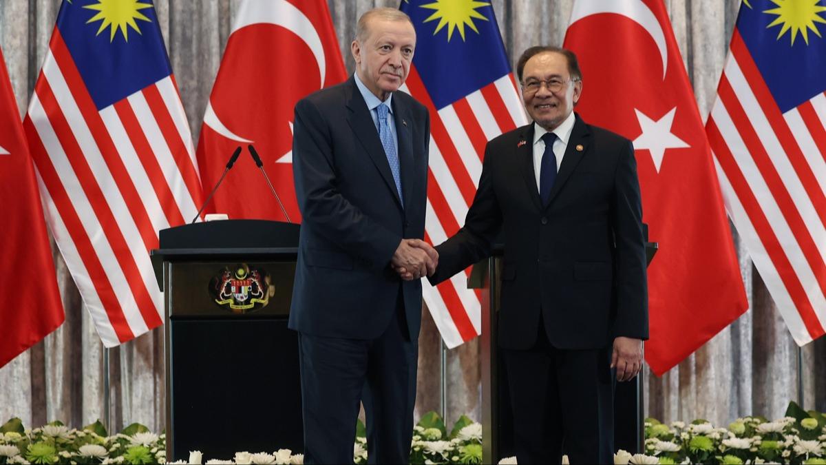 ASEAN ve 'Yeniden Asya' vizyonuna vurgu yaptlar! Cumhurbakan Erdoan'n Malezya ziyareti gndem oldu