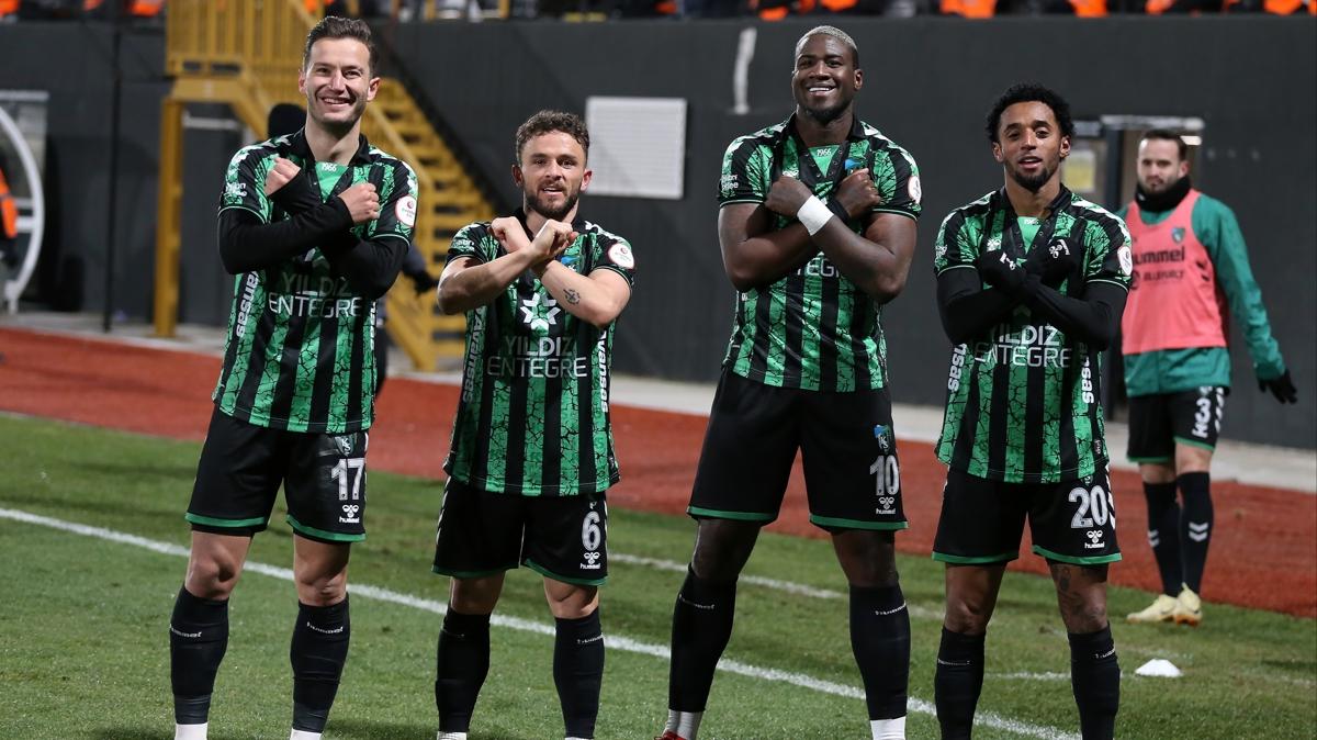 Kocaelispor, Manisa FK deplasmannda 2 golle galip geldi