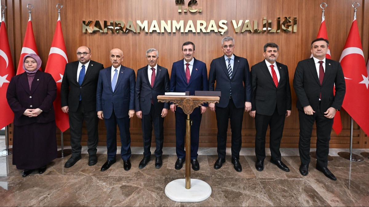 Cumhurbakan Yardmcs Ylmaz, Kahramanmara program kapsamnda Valilii ziyaret etti