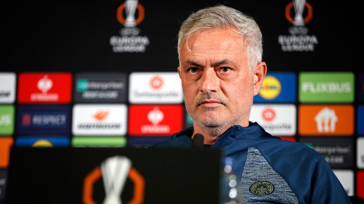 Jose Mourinho: Dengeli oynamamz gerekiyor